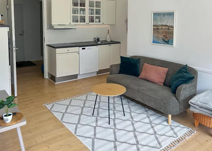Daire 2 Bedroom Stunning In *